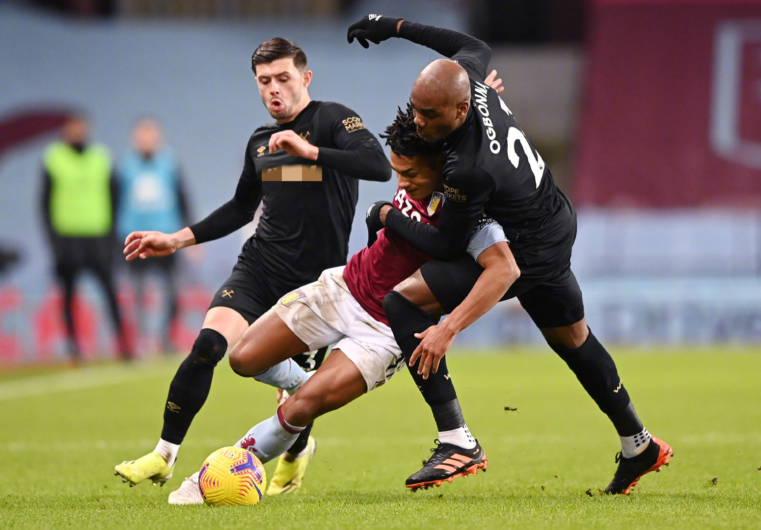 年轻球员在 年轻球员在